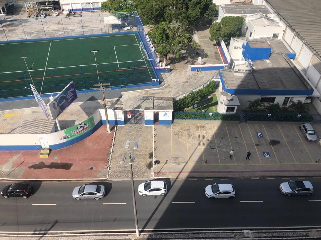 Em carreata manifestantes pedem abertura parcial do comércio em Aracaju 1