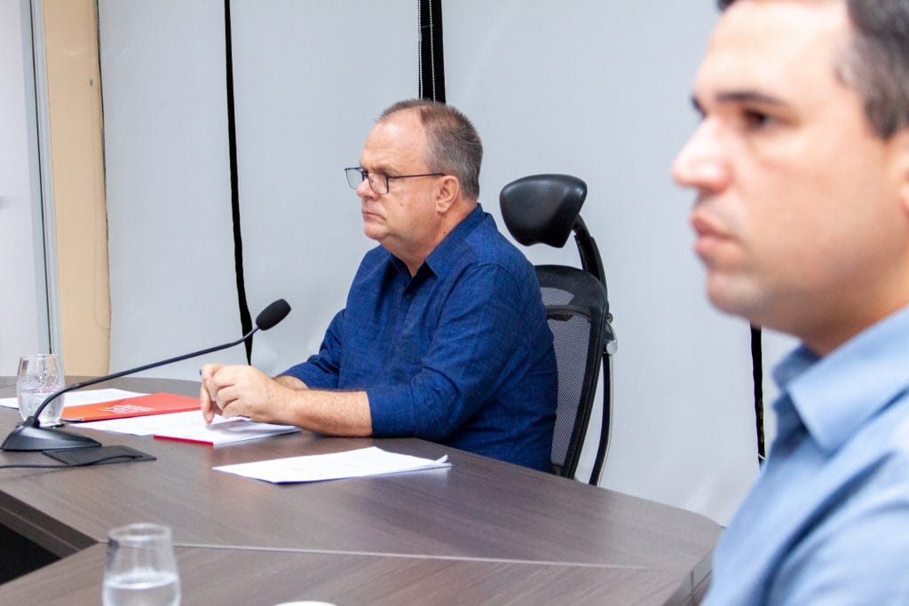 Em reunião com empresários Belivaldo Chagas promete avaliar flexibilização da quarentena