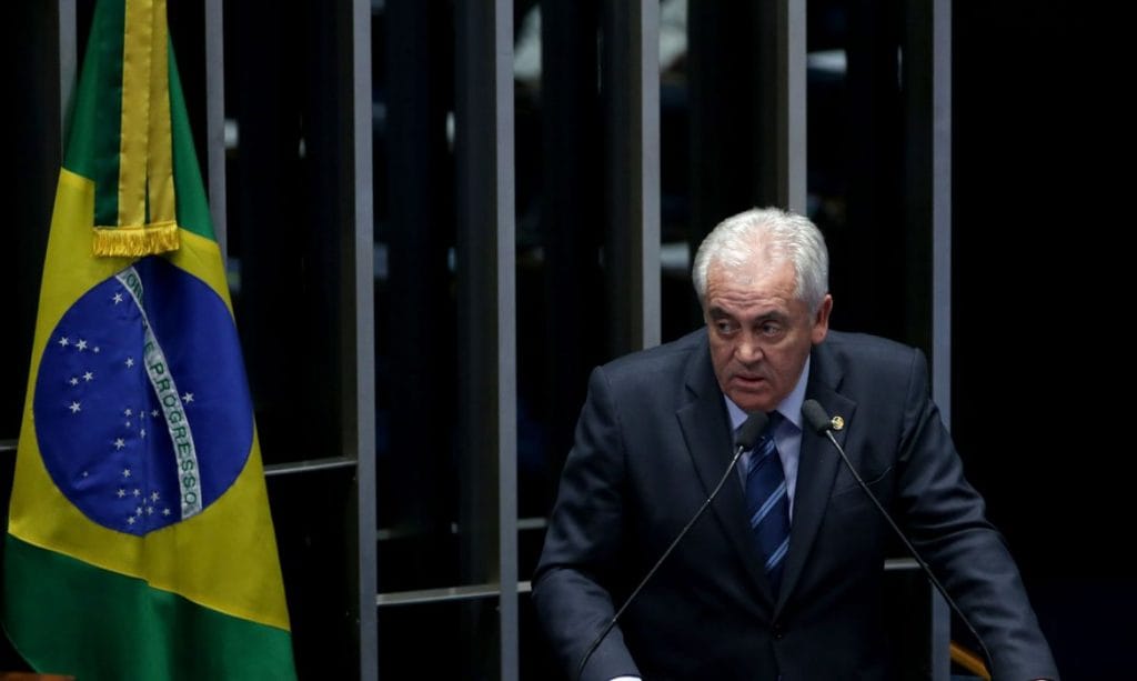 Em vídeo Otto Alencar reforça que não tem suspeita de coronavírus e está bem