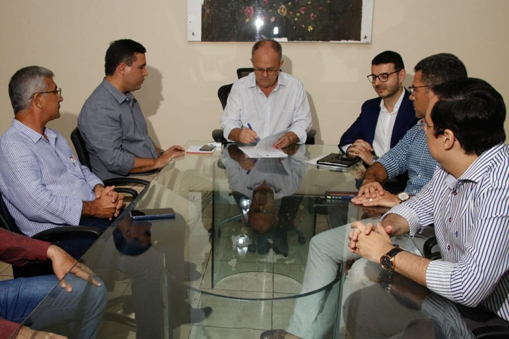 Governador enviará para Alese proposta que recupera casas em situação precária em SE