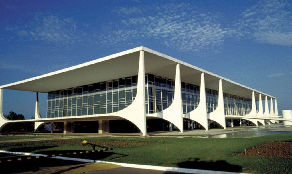 Governo federal divulga nota sobre ato de domingo em perfil oficial
