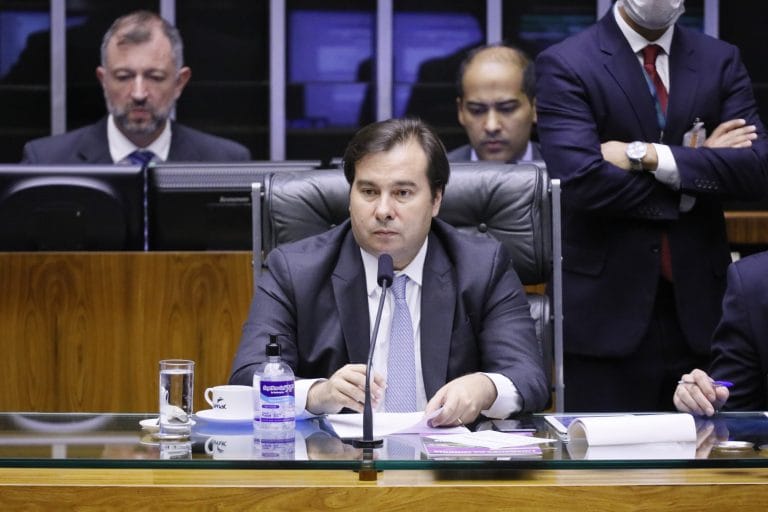 Mesa Diretora da Câmara regulamenta sistema de votação remota