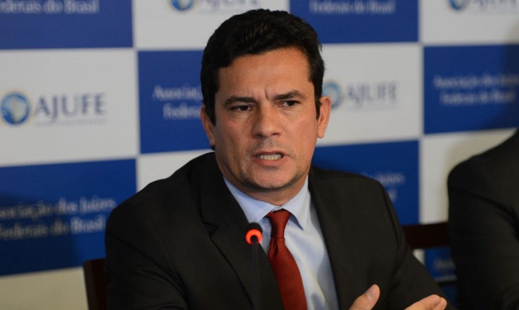 Não podemos usar como pretexto o coronavírus para soltar presos diz Sérgio Moro