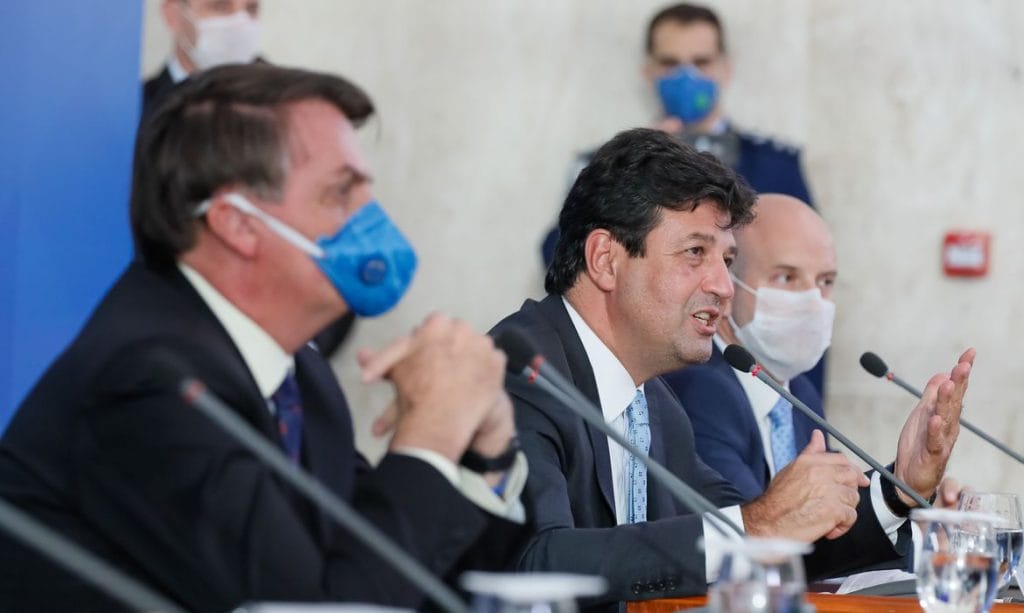 Número de casos de covid 19 confirmados no Brasil sobe para 1.128