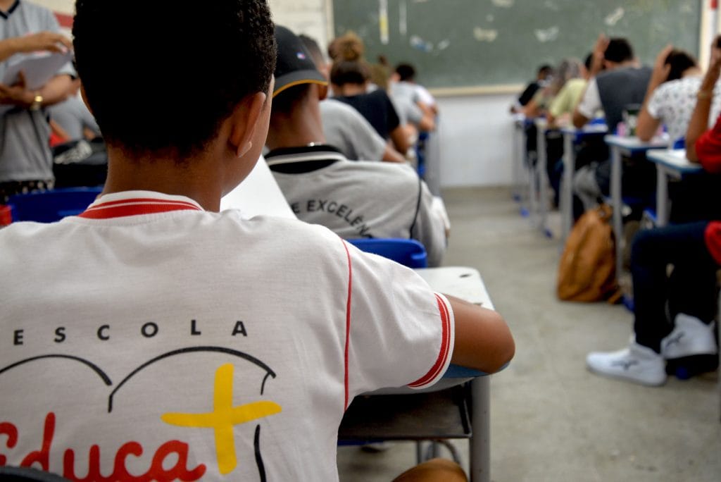 PEC vai destinar 115 milhões a mais ao fundo de manutenção educacional de Sergipe