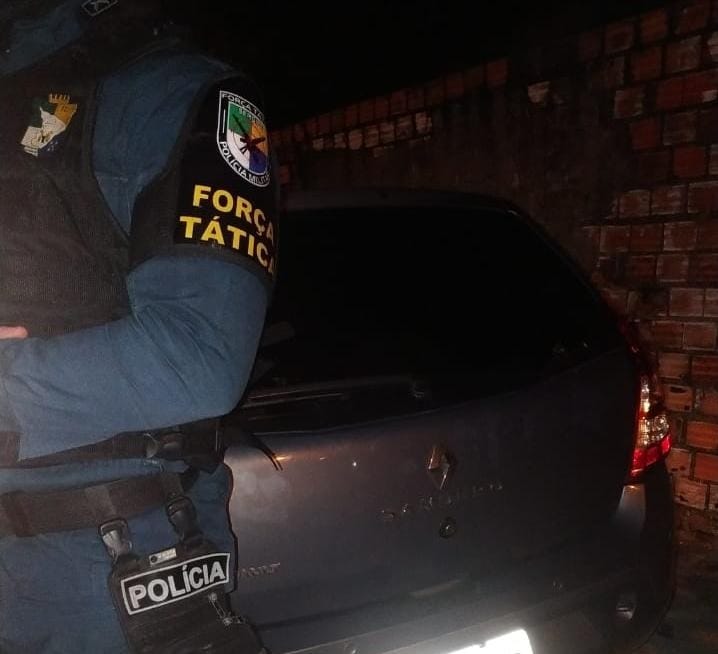 Polícia recupera carro roubado de motorista de aplicativo minutos após o crime em Aracaju