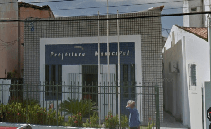 Prefeitura de Barra dos Coqueiros nega aumento de salário de secretários