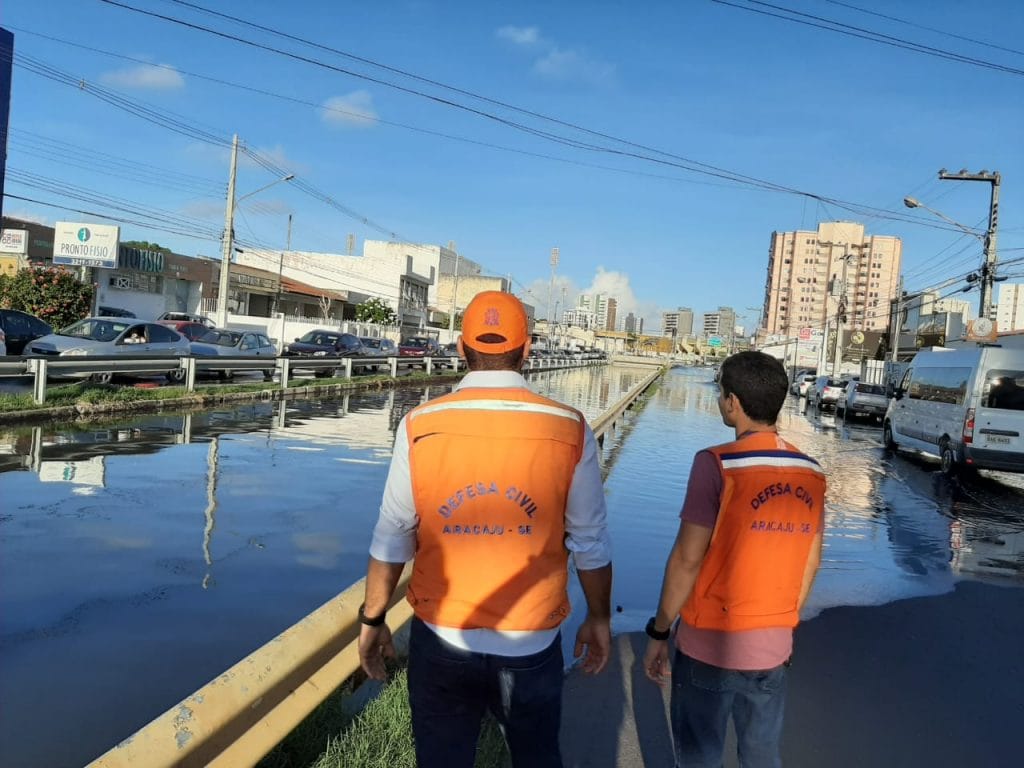 Prefeitura monitora áreas vulneráveis à maior maré do ano
