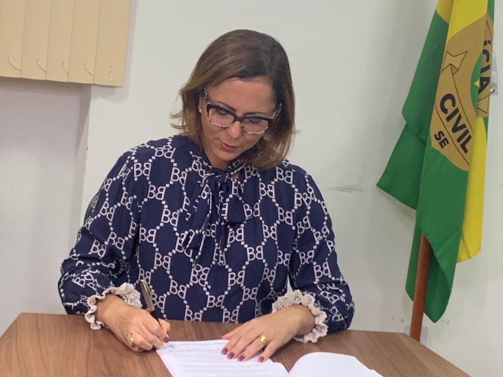 Violência contra a Mulher Polícia Civil assina portaria para padronizar atendimento