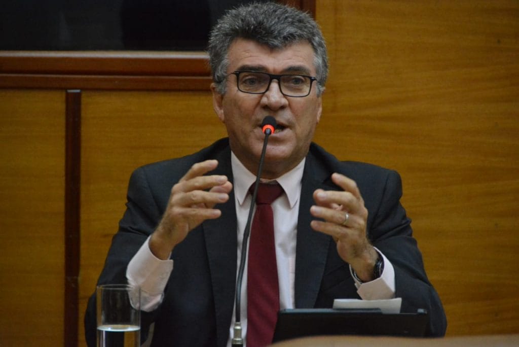 “Fechamento de agências vai acabar com o comércio das cidades” avalia Garibalde
