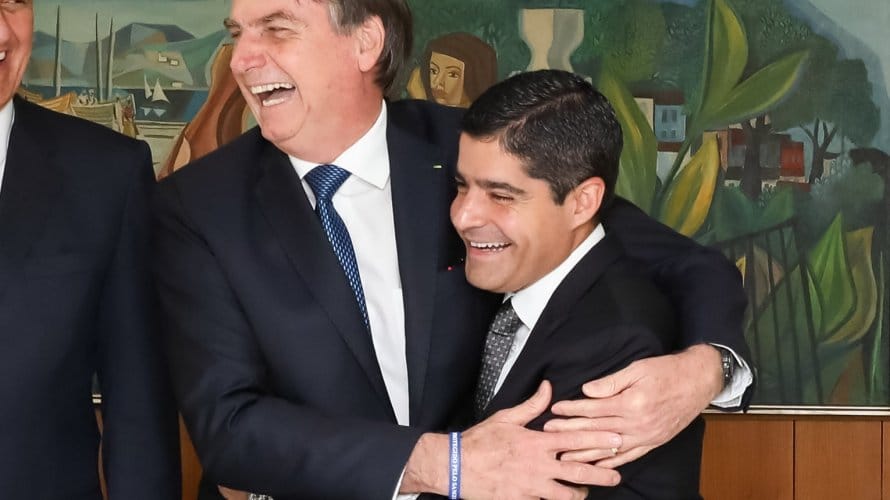 ACM Neto tem reunião amigável com Bolsonaro