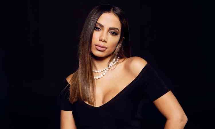 Anitta promete live com antigas se Manu for eliminada no paredão do BBB