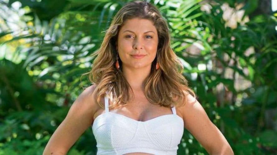 Atriz Bárbara Borges raspa a cabeça e muda completamente o visual veja a foto