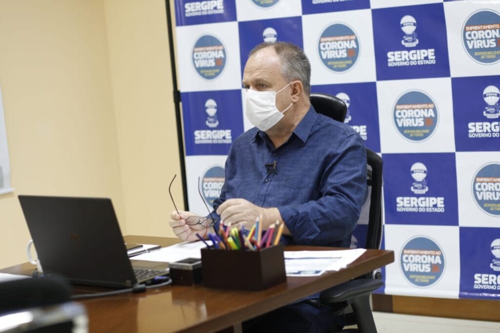 Belivaldo alerta que se população não colaborar pode voltar a reduzir flexibilização do comércio em Sergipe