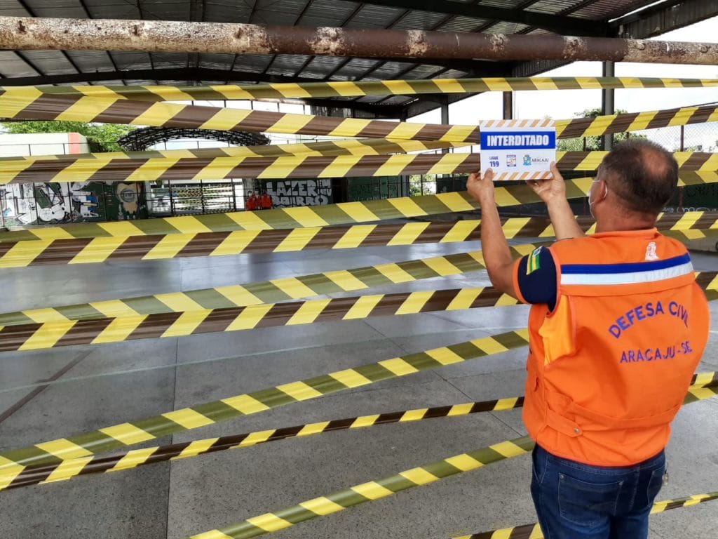 Belivaldo prorroga isolamento social e flexibiliza parte do comércio