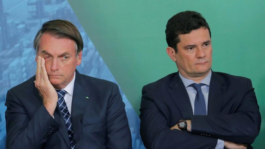 Bolsonaro citou a Moro investigação contra aliados para pedir troca de