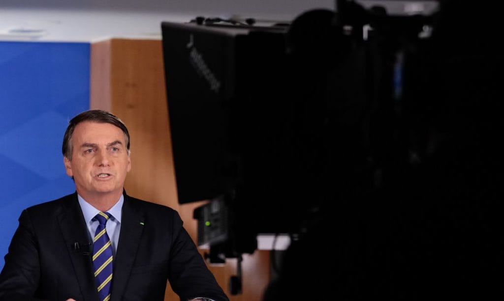 Bolsonaro pede volta ao trabalho observadas as normas do Ministério da Saúde