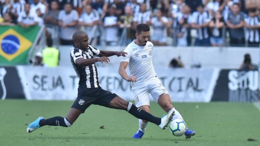 Bolsonaro quer a volta gradual de partidas e treinos de futebol