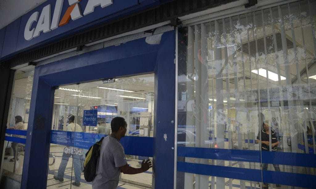 Caixa começa a pagar nesta quarta saque aniversário do FGTS