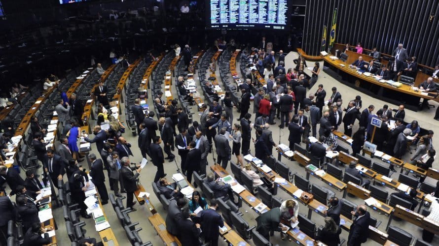 Comissão externa da Câmara pedirá reunião com Bolsonaro