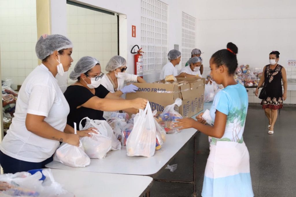 Confira relação de escolas onde haverá entrega de kits de alimentação em Aracaju