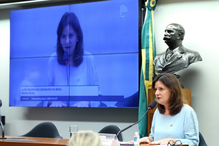 Covid-19: Comissão externa quer construir protocolo para atendimento de idosos em asilos 1 Covid 19 Comissão externa quer construir protocolo para atendimento de idosos em asilos