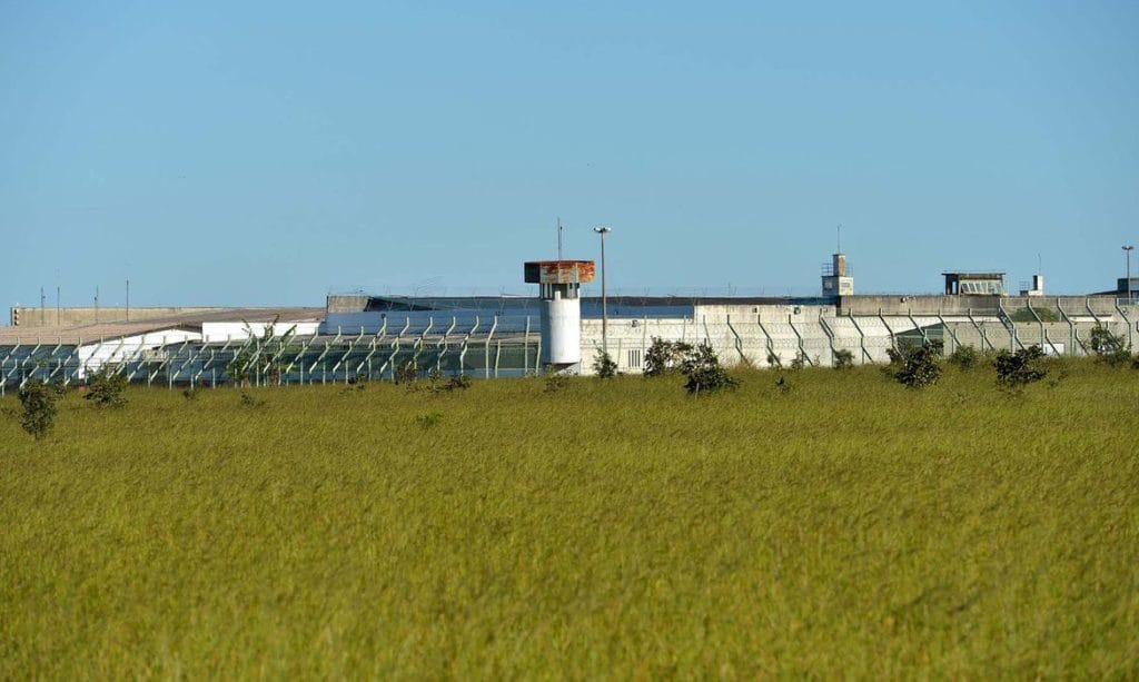 Covid 19 Visitas são suspensas por 30 dias visitas nos presídios federais
