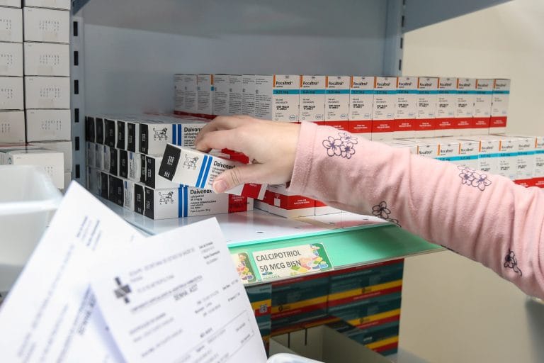 Câmara analisa projeto para doação de medicamentos