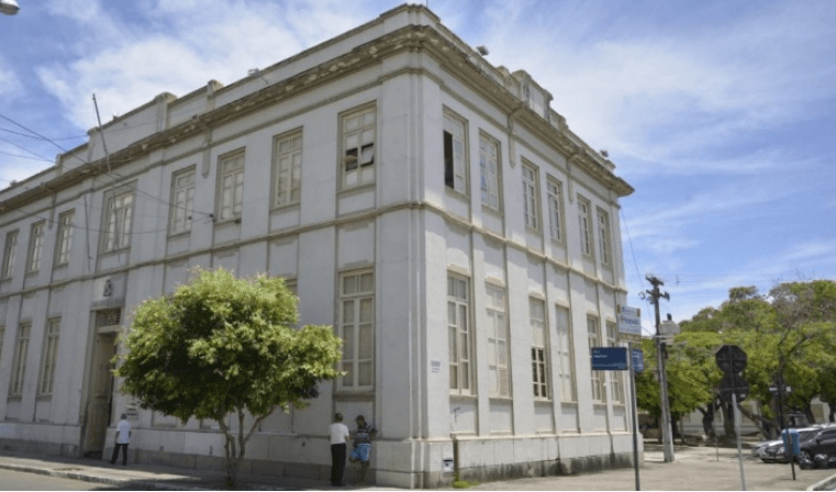 Câmara de Aracaju mantém veto a projeto que muda forma de pagamento de imposto por instituições de ensino particulares