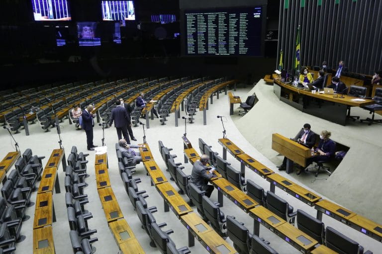 Câmara se reúne na quarta feira para votar incentivo ao microcrédito durante pandemia