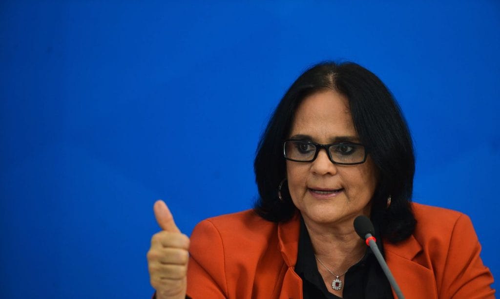 Denúncias de violência contra a mulher cresceram 9 diz ministra