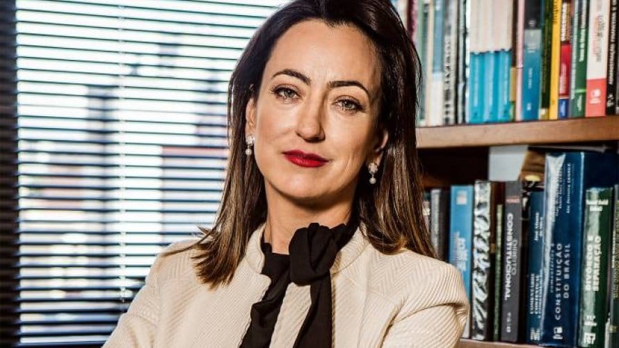 Esposa de Moro posta poema de Vinicius de Moraes sobre final de relacionamento