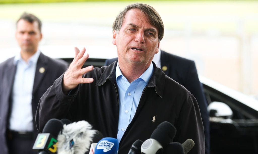 Eu sou a Constituição diz Bolsonaro ao defender democracia e liberdade um dia após manifestações