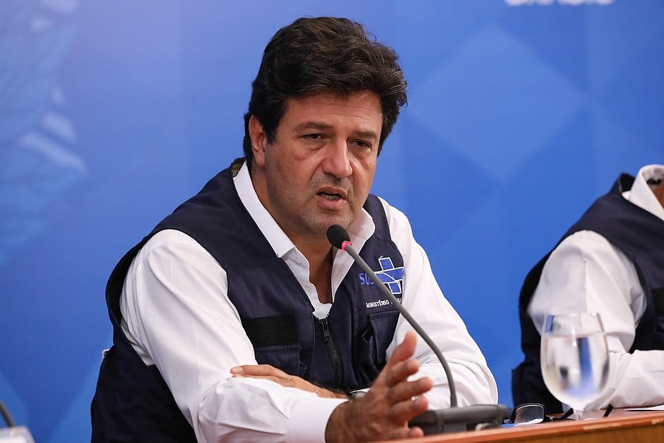 Mandetta já avisou à equipe que vai ser exonerado diz jornal
