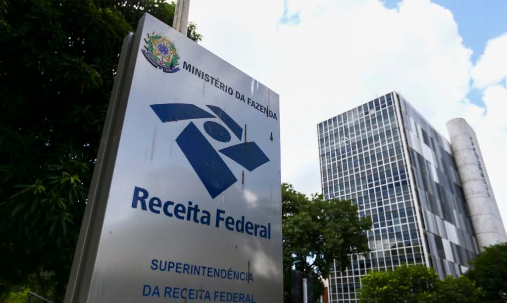 Receita explica como pedir regularização de CPF por e mail