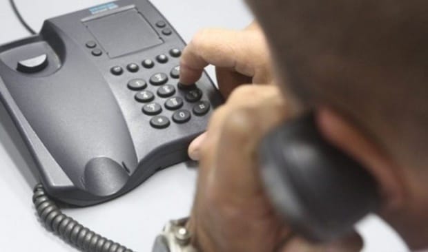 Telefone da Caixa para auxílio emergencial apresenta instabilidade