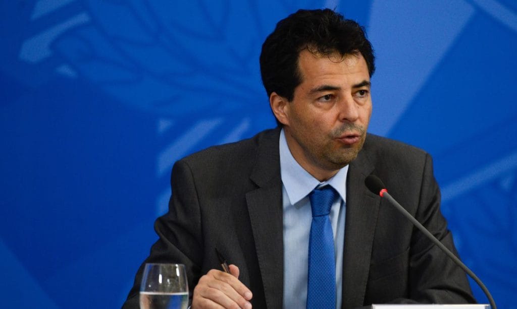 É preciso manter estrutura produtiva do país diz secretário