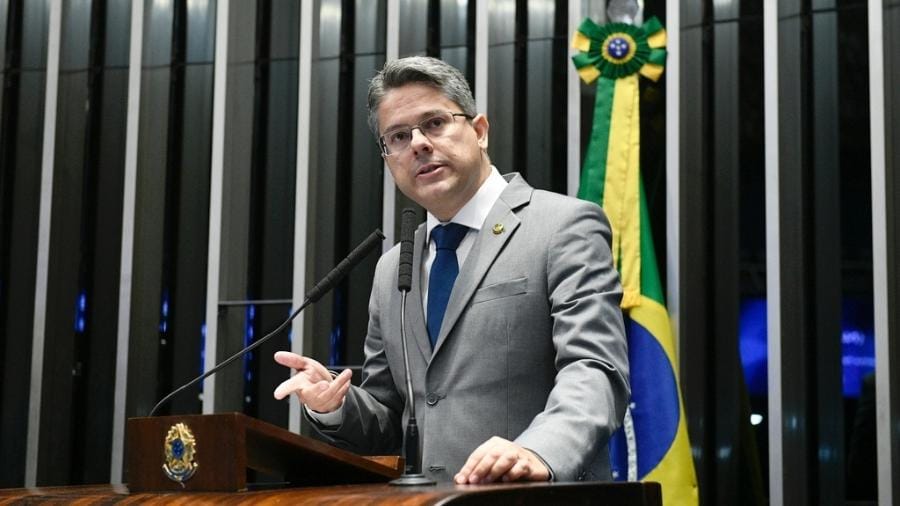 ‘Cai de vez a máscara de quem se apresentou como combatente da corrupção” dispara Alessandro Vieira