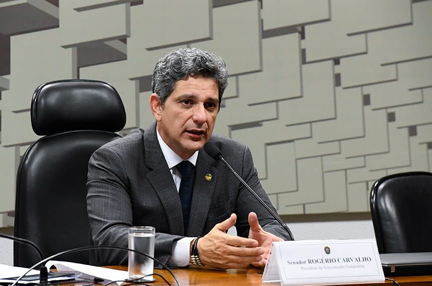 ‘Não vão conseguir exterminar o PT’ diz Rogério Carvalho após ação que pede cancelamento do partido
