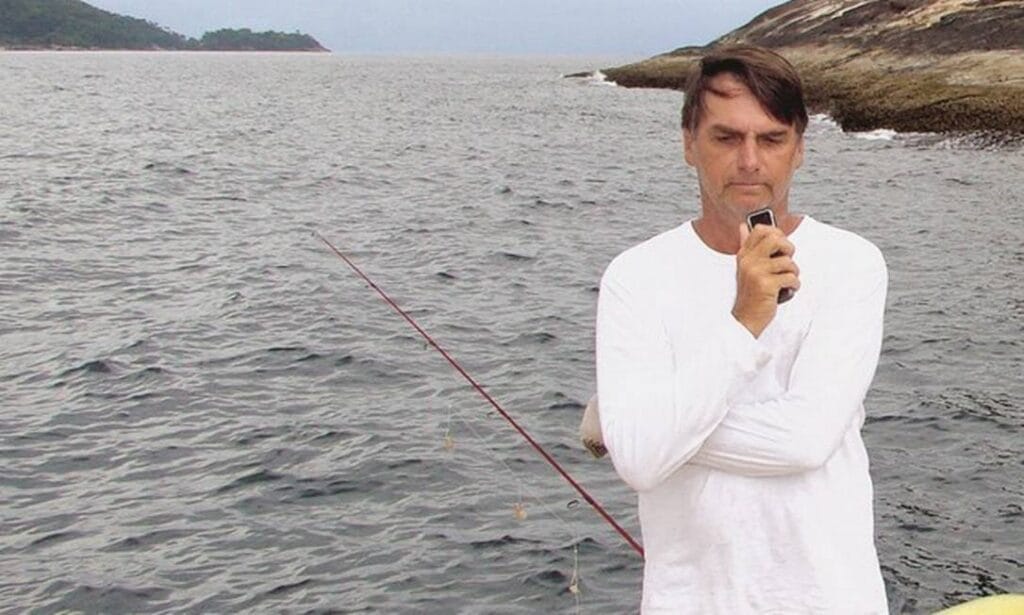 Absolvição de Bolsonaro por pesca ilegal vira jurisprudência no STF