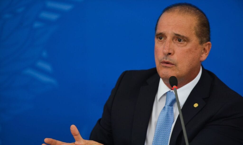 Auxílio emergencial mais de 32 milhões de pessoas foram inelegíveis