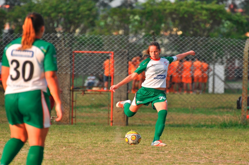 CBF investiga denúncias de desvio no repasse de verbas do futebol feminino 1 CBF investiga denúncias de desvio no repasse de verbas do futebol feminino