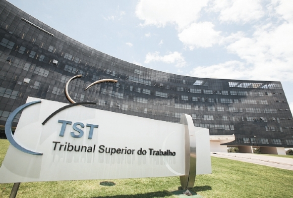 Covid 19 Ações trabalhistas caem 35 já as ligadas a vírus disparam