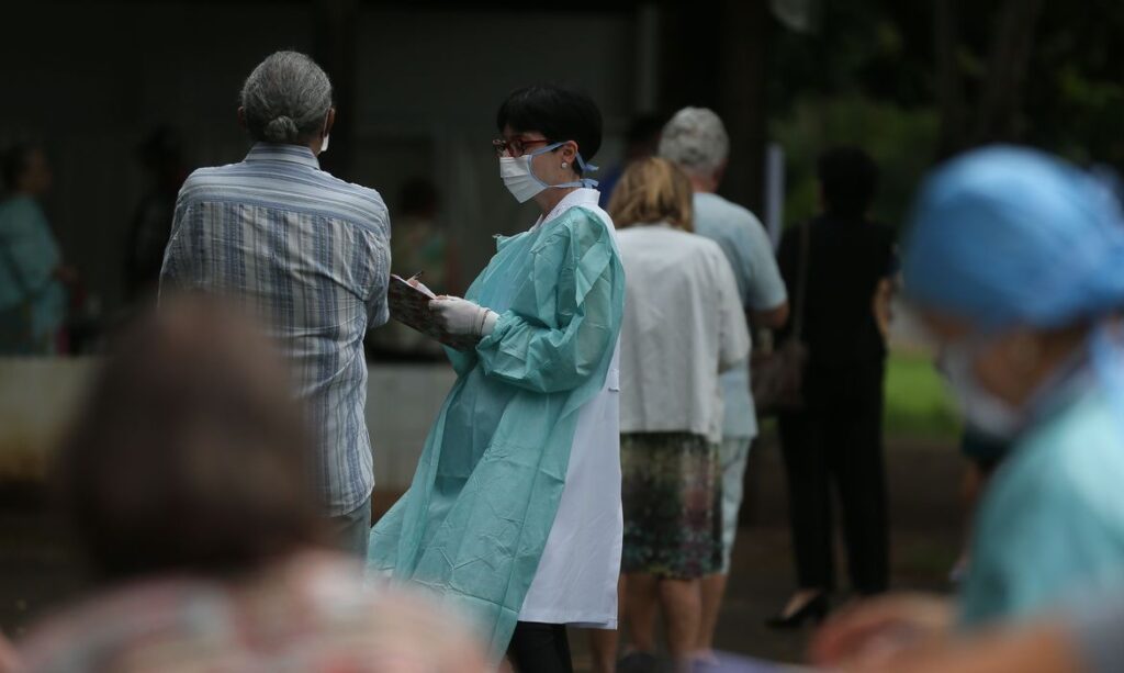 Covid 19 Brasil é país onde número de mortes pela doença mais aumenta diz jornal