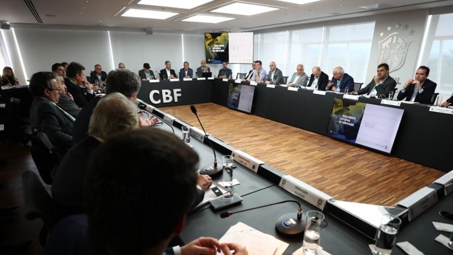 Covid 19 Clubes e CBF querem linha de crédito do BNDES