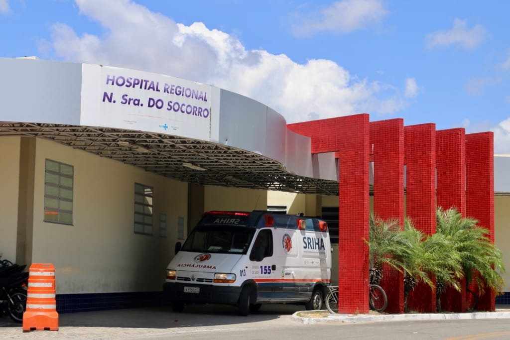 Covid 19 Treze profissionais da saúde do Hospital Zé Franco estão com a doença