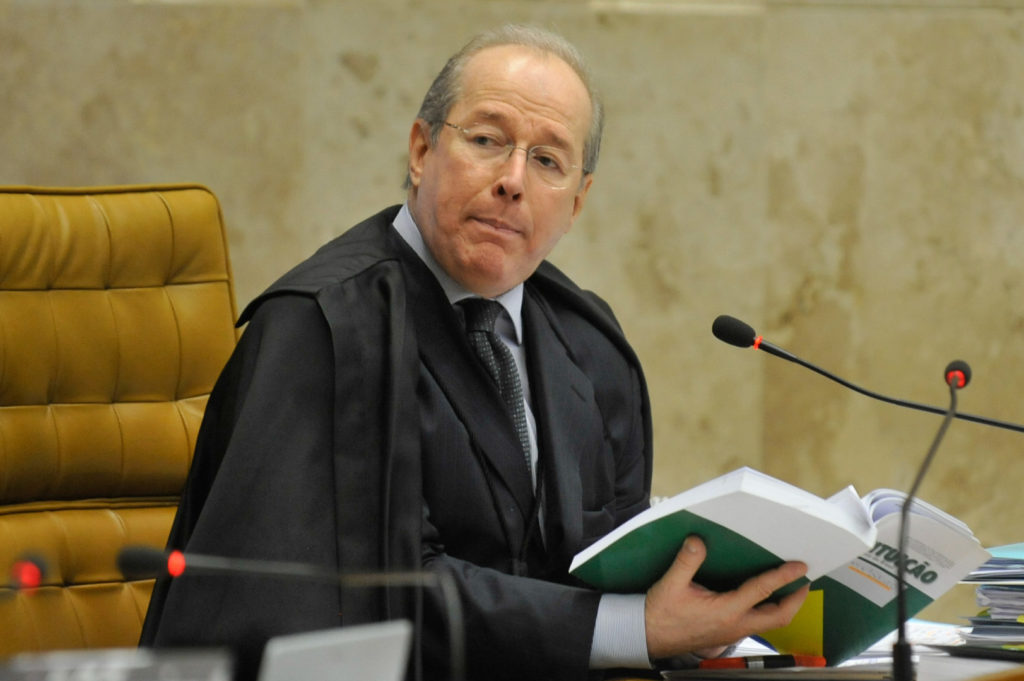 Em nota STF esclarece que Celso de Mello não mandou apreender celular de Bolsonaro