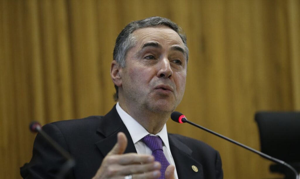 Em sessão virtual Barroso toma posse amanhã como presidente do TSE