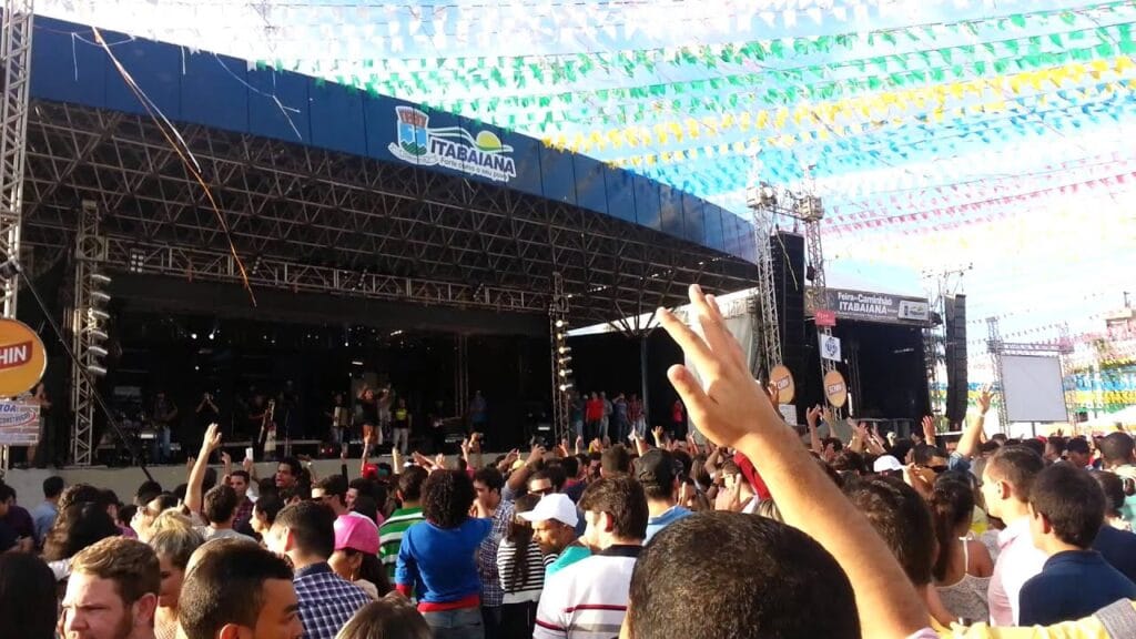 Festa do Caminhoneiro Prefeito de Itabaiana e Teo Santana são denunciados por prejuízo de mais de R 200 mil