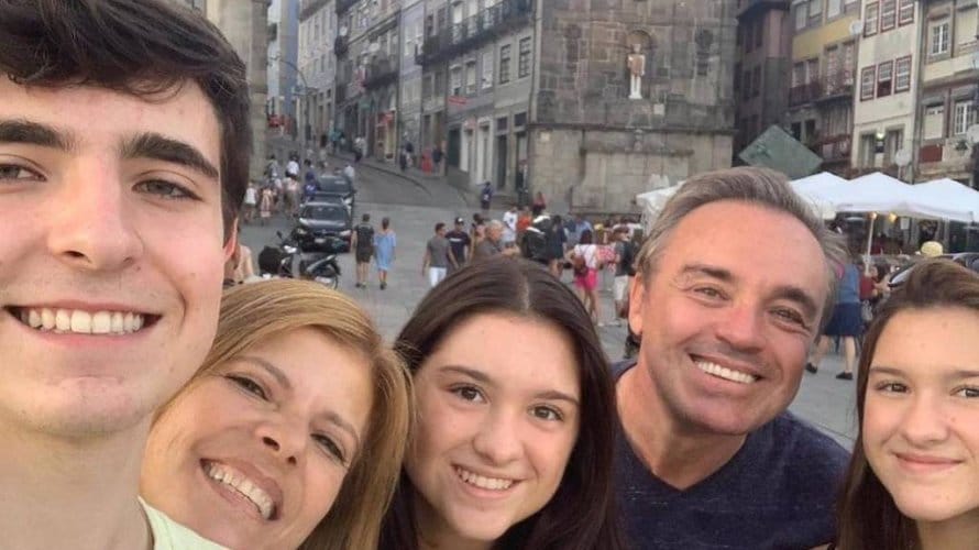 Filhos de Gugu pedem exclusão de mãe como beneficiária de seguro do apresentador